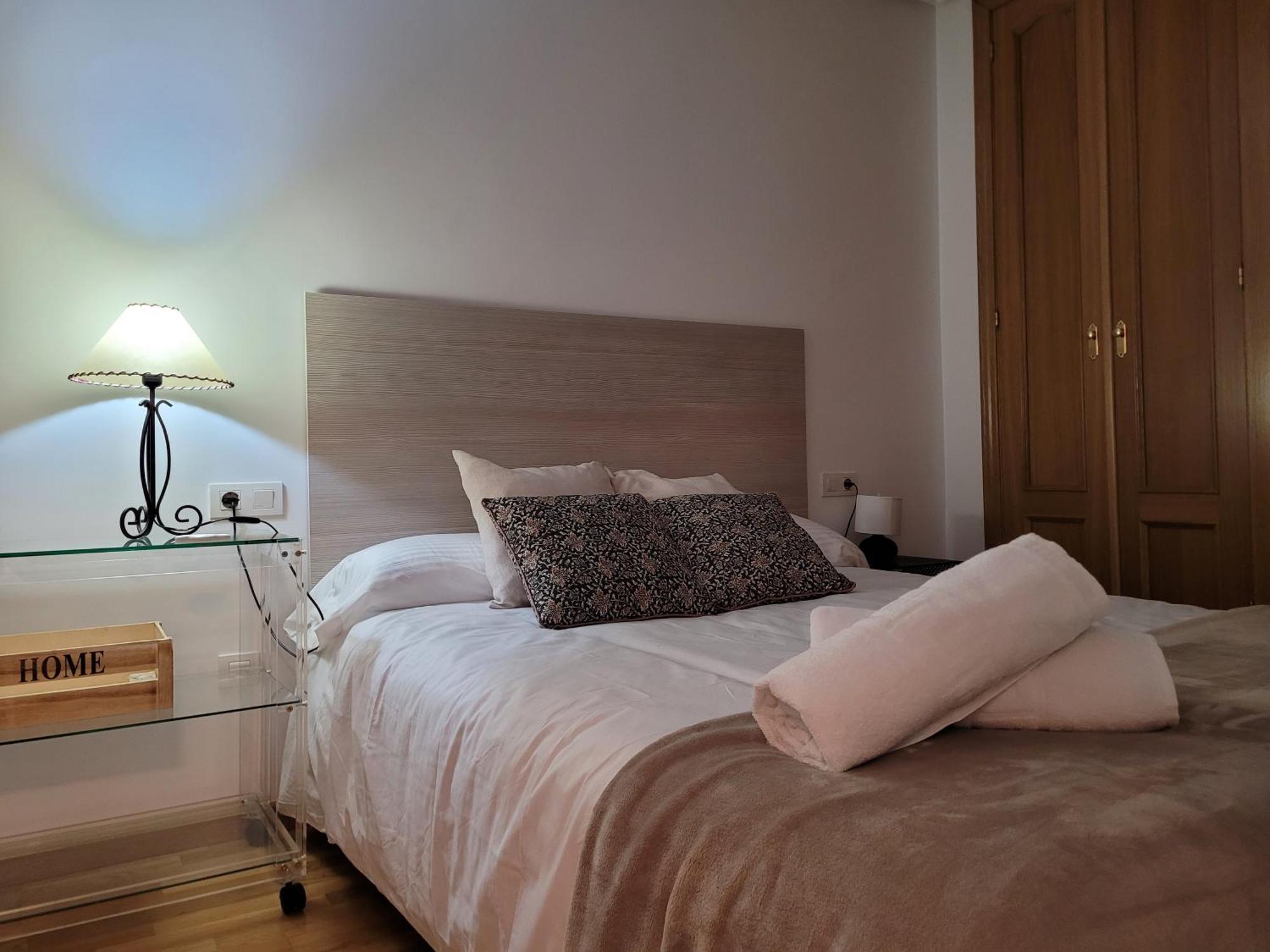 El Atico De Julio Del Campo Apartment เลออน ภายนอก รูปภาพ